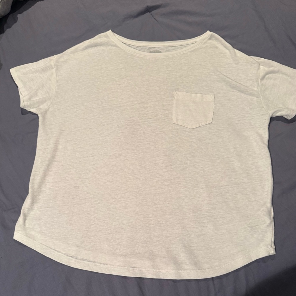 Old Navy Women’s White Short Sleeve Tee